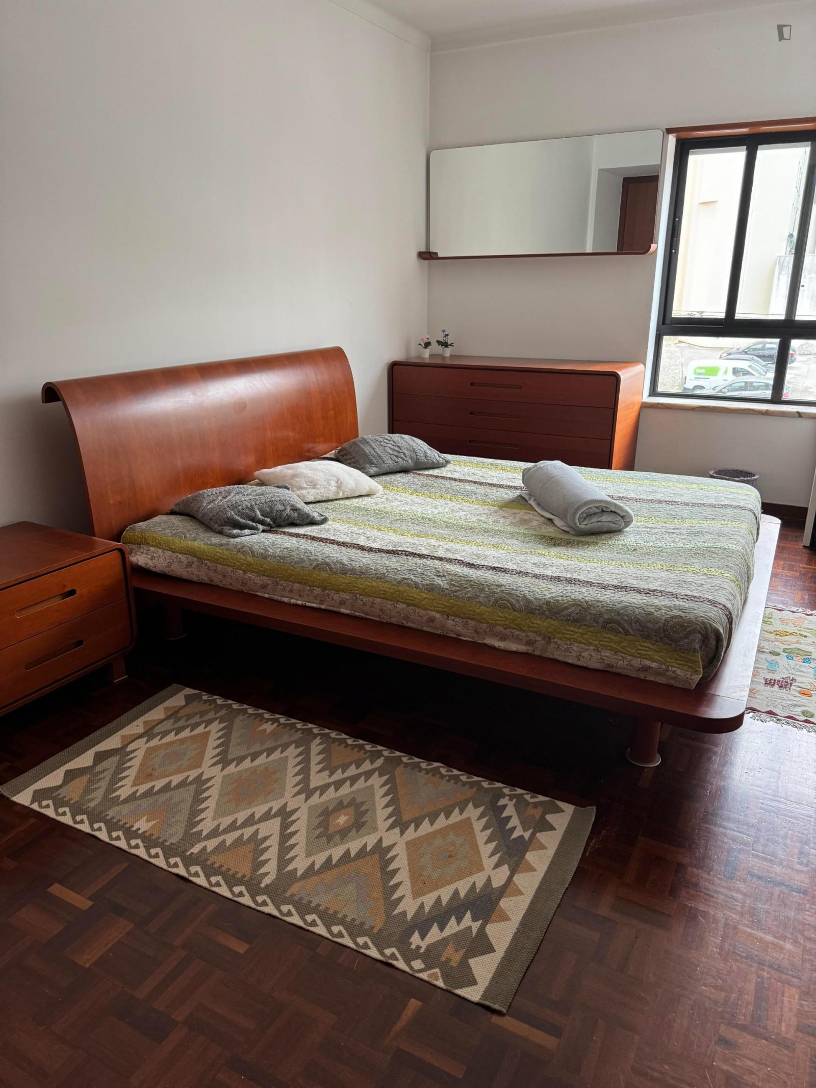 Comfy Double Bedroom Ensuite Close To Faculty Of Medicine - 1