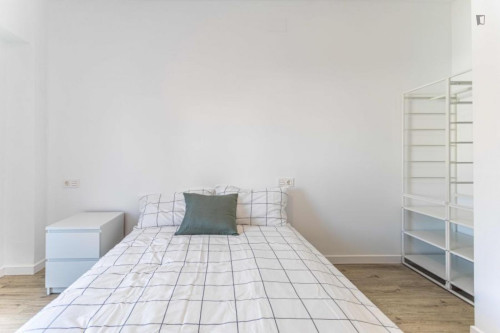 Inviting 4-bedroom apartment in Nou Moles