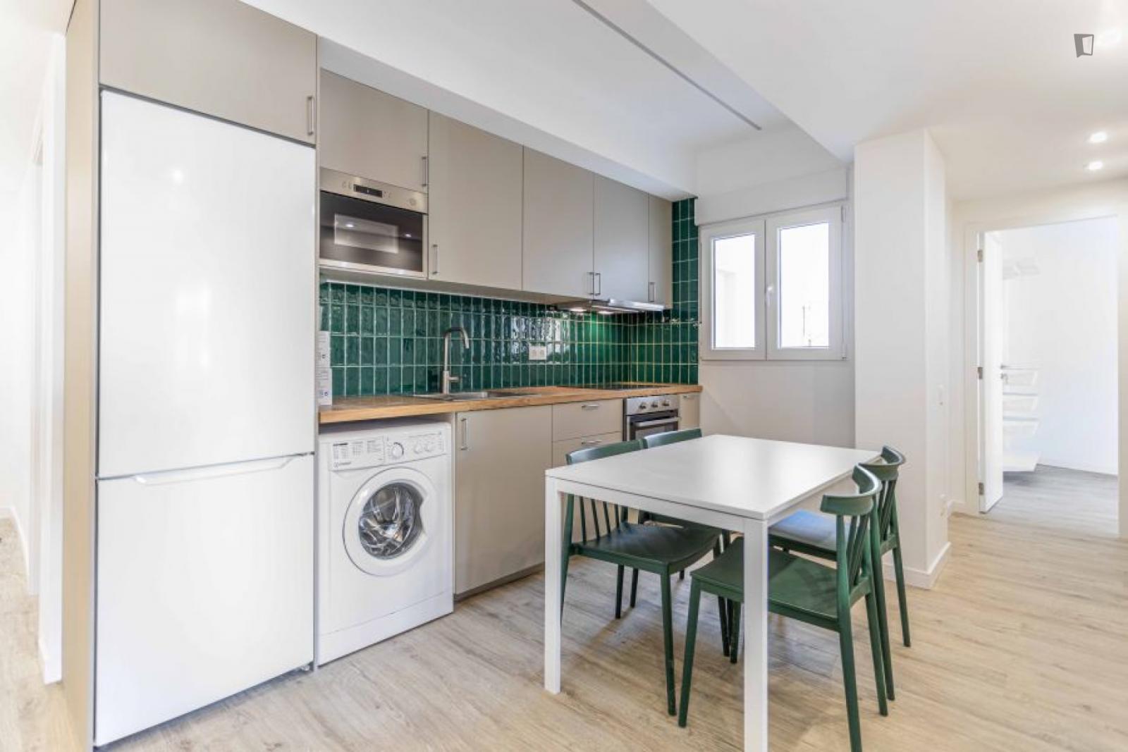 Inviting 4-Bedroom Apartment In Nou Moles - Inviting 4-bedroom apartment in Nou Moles - Gallery - 1