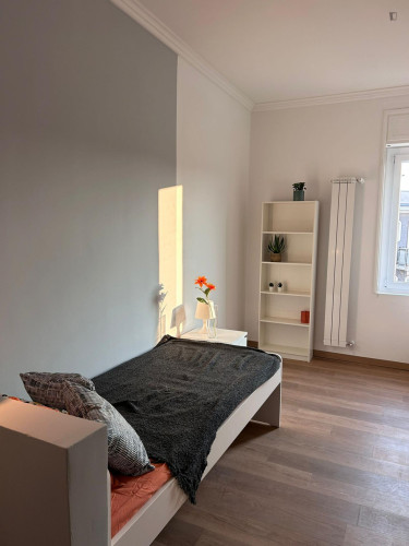 Cosy single bedroom in the vicinity of Brescia's main train station
