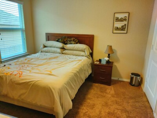 Furnished room for Travel Nurses