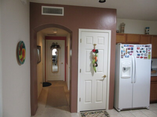 Quiet neighborhood and comfortable   - Gallery -  4