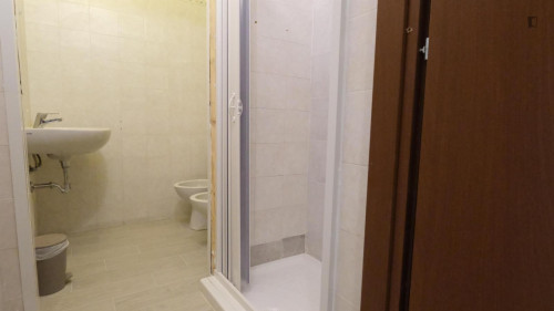 Interesting single ensuite bedroom near Università degli Studi di Sassari 
