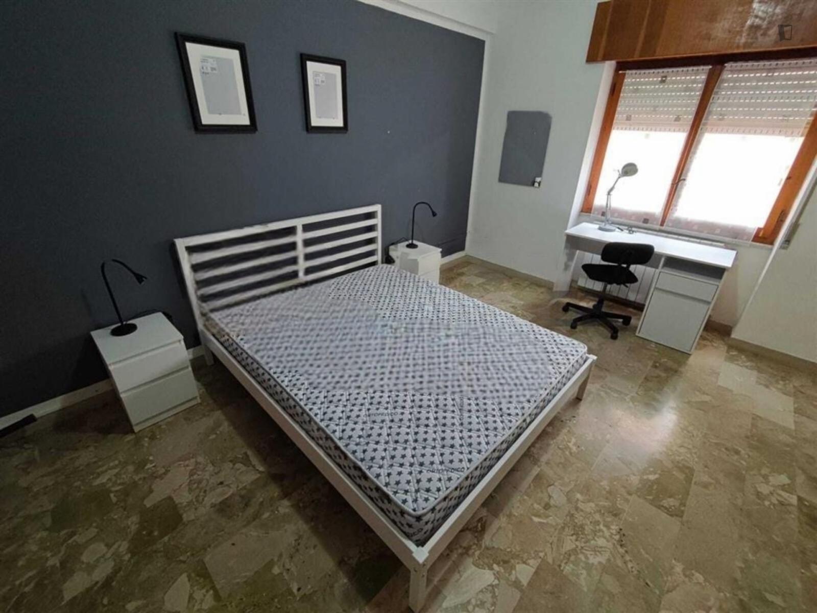 Homely Double Bedroom Near The Orti Di San Pietro Park - 1