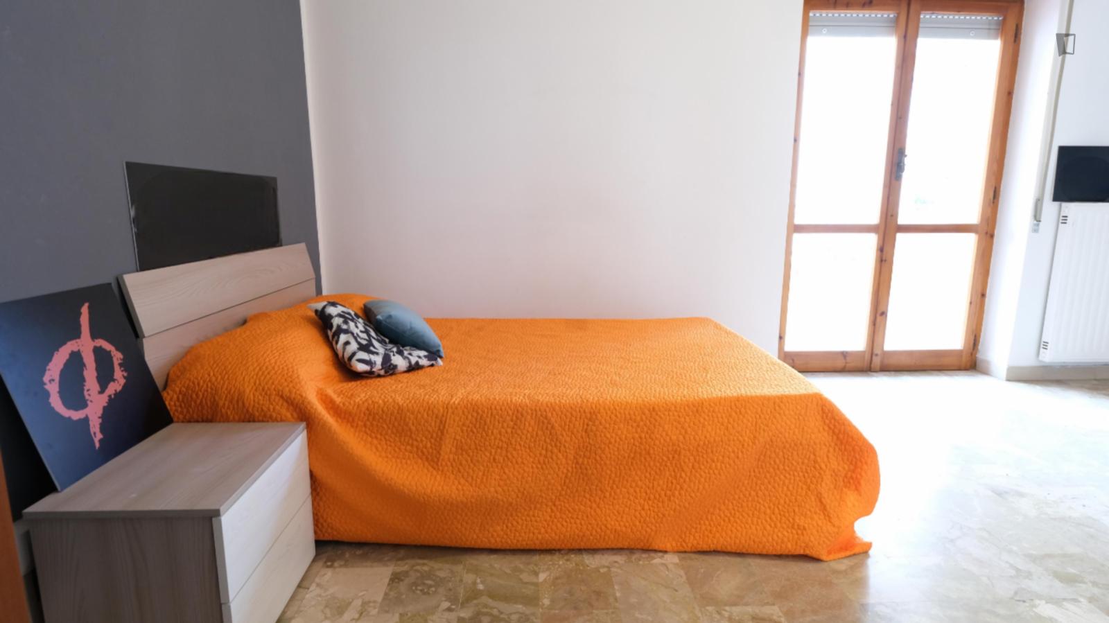 Appealing Single Bedroom With A Balcony, Near Orti Di San Pietro Park - 1