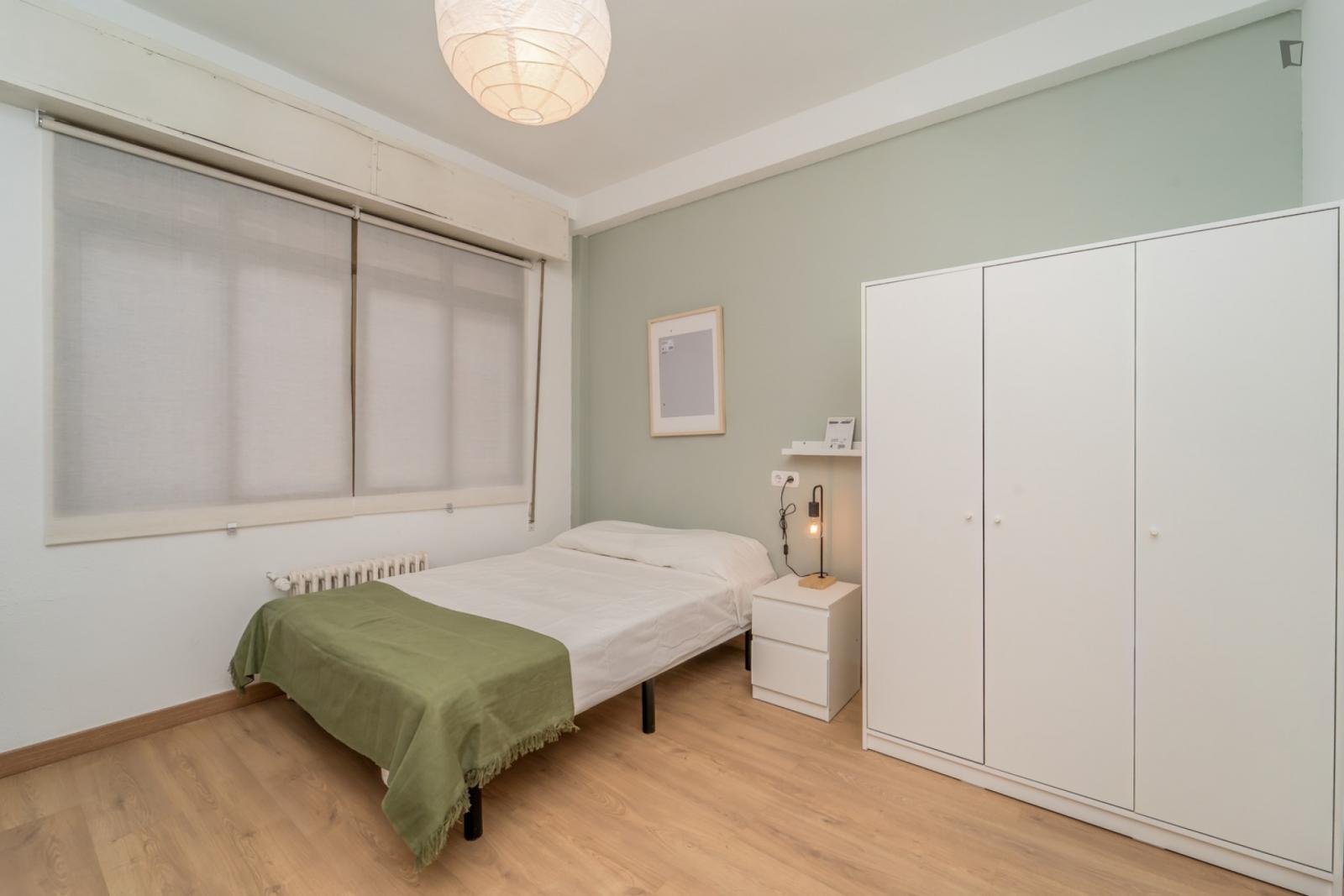  Great Looking Single Bedroom  -  Great looking single bedroom  - Gallery -  1