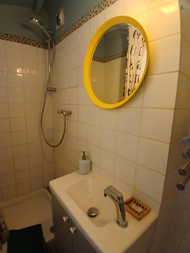 Beautiful studio apartment in the city center