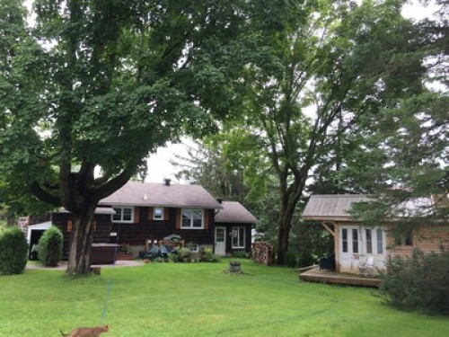 peaceful and comfortable 