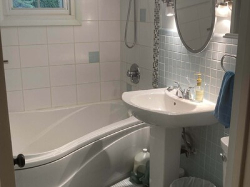 peaceful and comfortable 