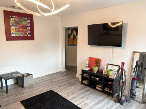 NorthWest 11th Home - Gallery - 37