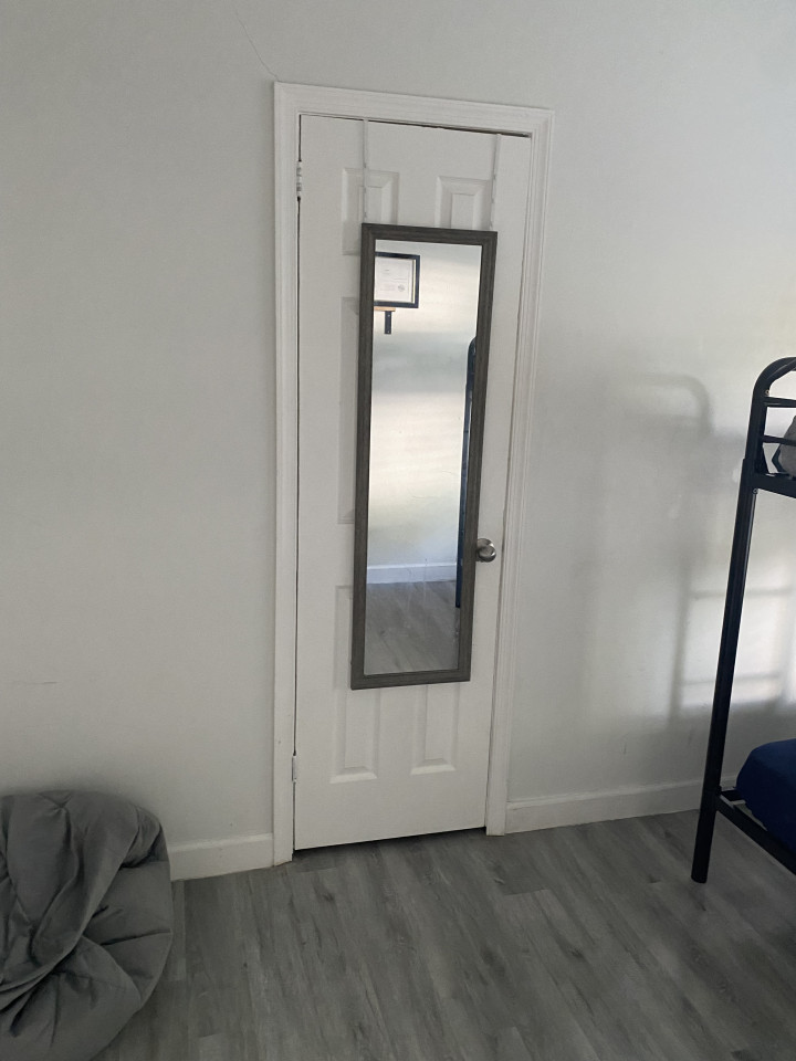 Bed In A 6-Bed Mixed Gender Room - Spacious w/ relaxing neighborhood nearby West Buena Vista Park House - Gallery - 24