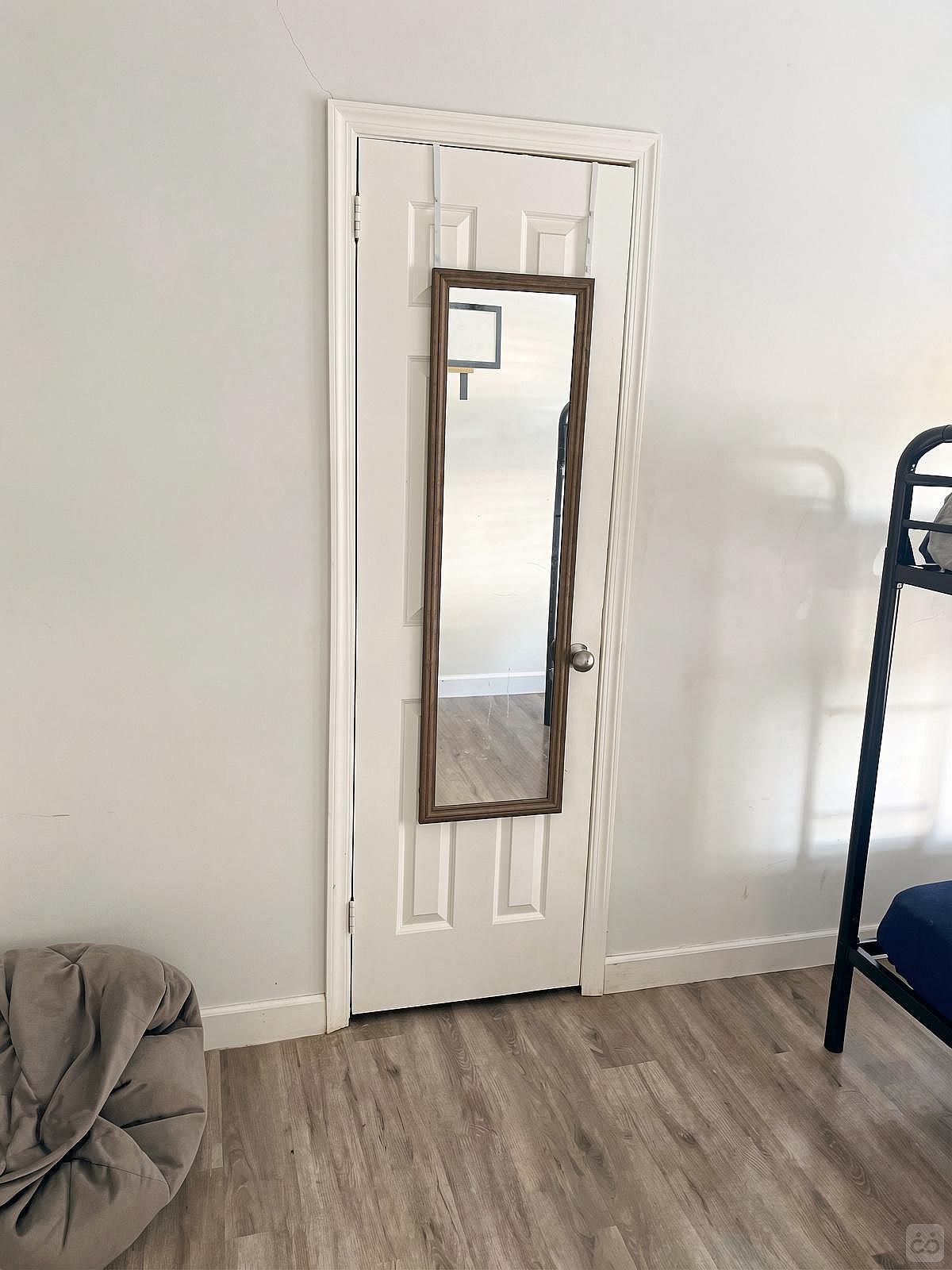 Bed In A 6-Bed Mixed Gender Room - Spacious House w/ relaxing neighborhood nearby West Buena Vista Park - Gallery - 7