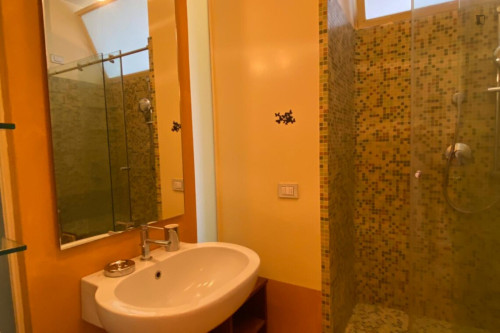 Large and welcoming 3-bedroom apartment in Lodi-Brenta