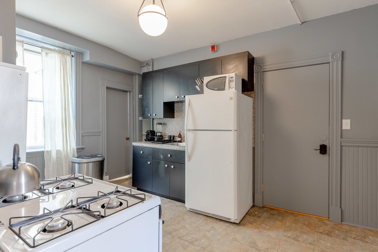  #369: North End - Queen Bedroom B  -  #369: North End  - Gallery -  7