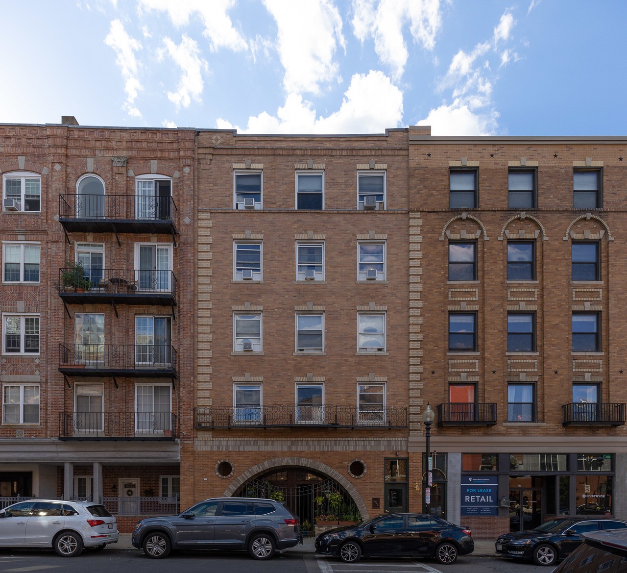 #369: North End - Queen Bedroom B - #369: North End - Gallery - 13