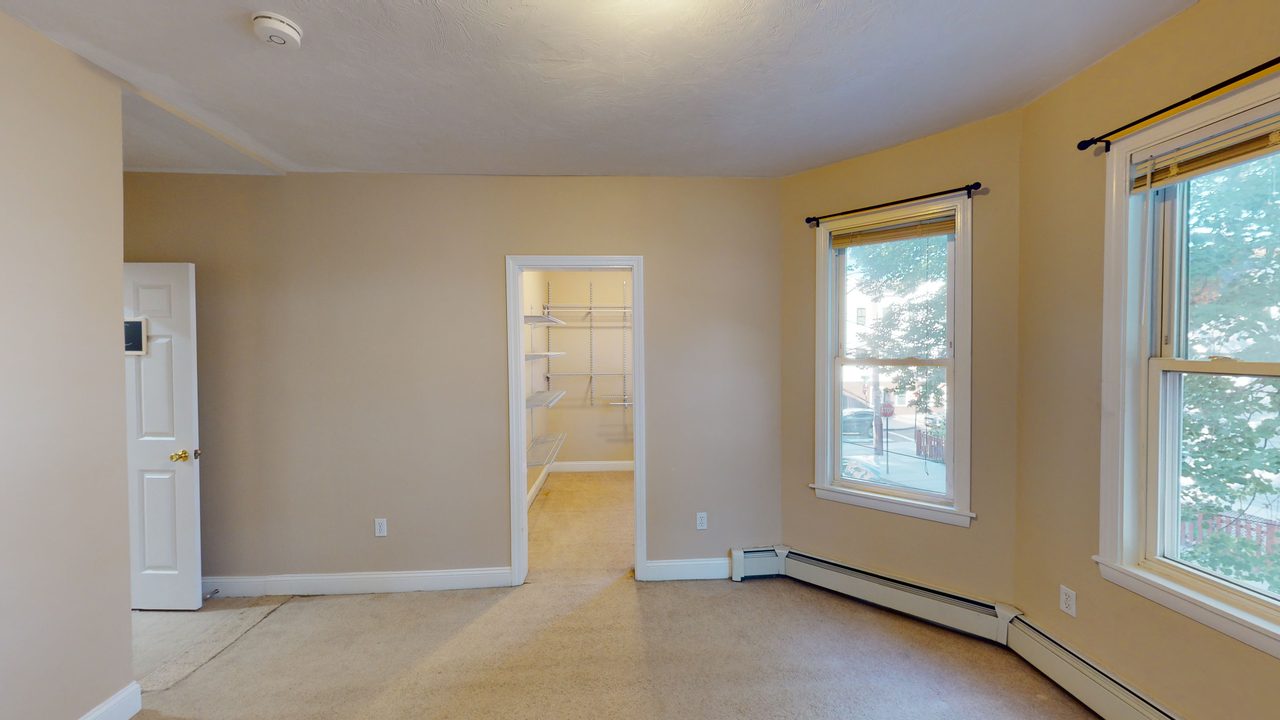 #1298: Central Square (Cambridge) - Full Bedroom C - 9