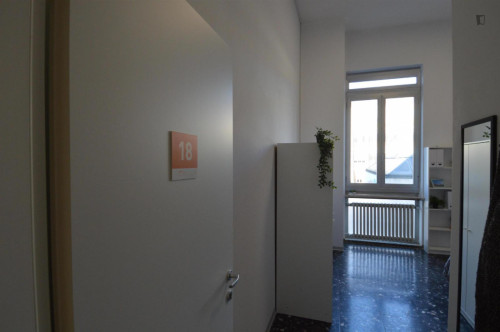 Bright single room in shared flat close to the University of Modena and Reggio Emilia