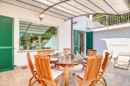 Villa Luce del Sol with Pool - M