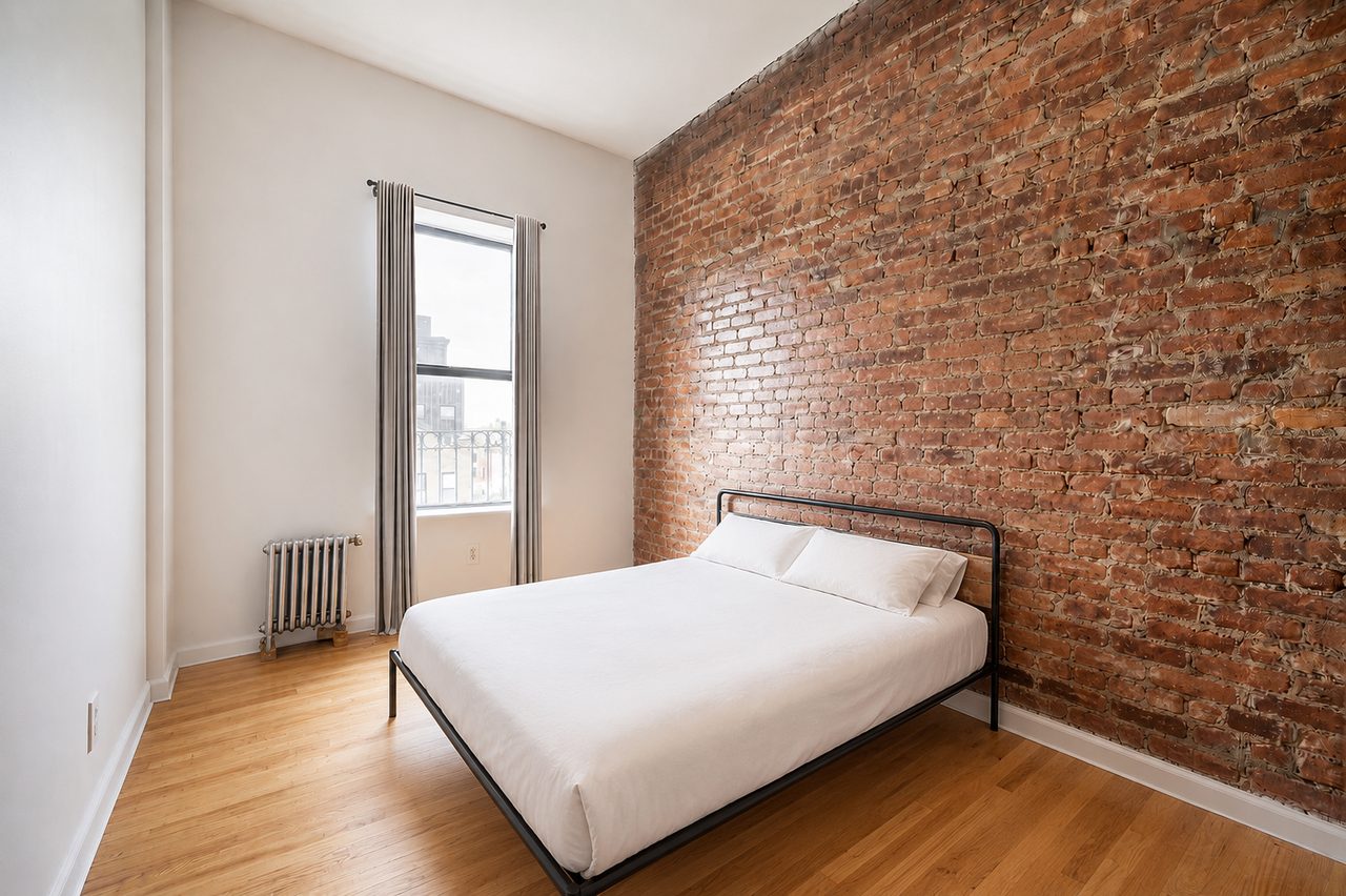 #1327: Crown Heights - Full Bedroom A - 16
