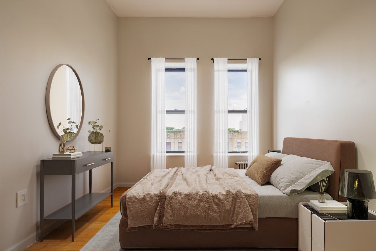 #1327: Crown Heights - Full Bedroom B - 2