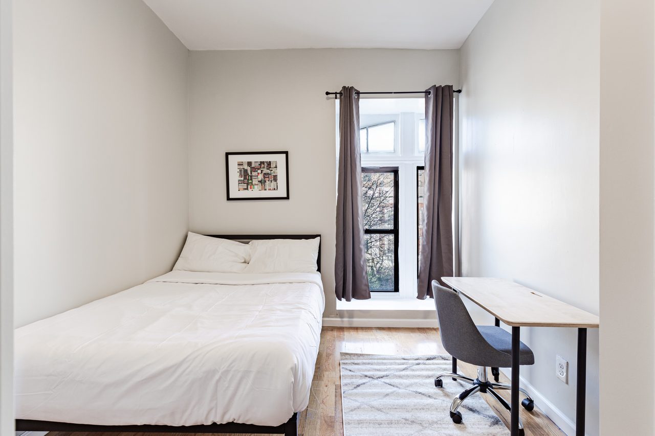 #1572: Prospect Lefferts Gardens - Full Bedroom A - 3