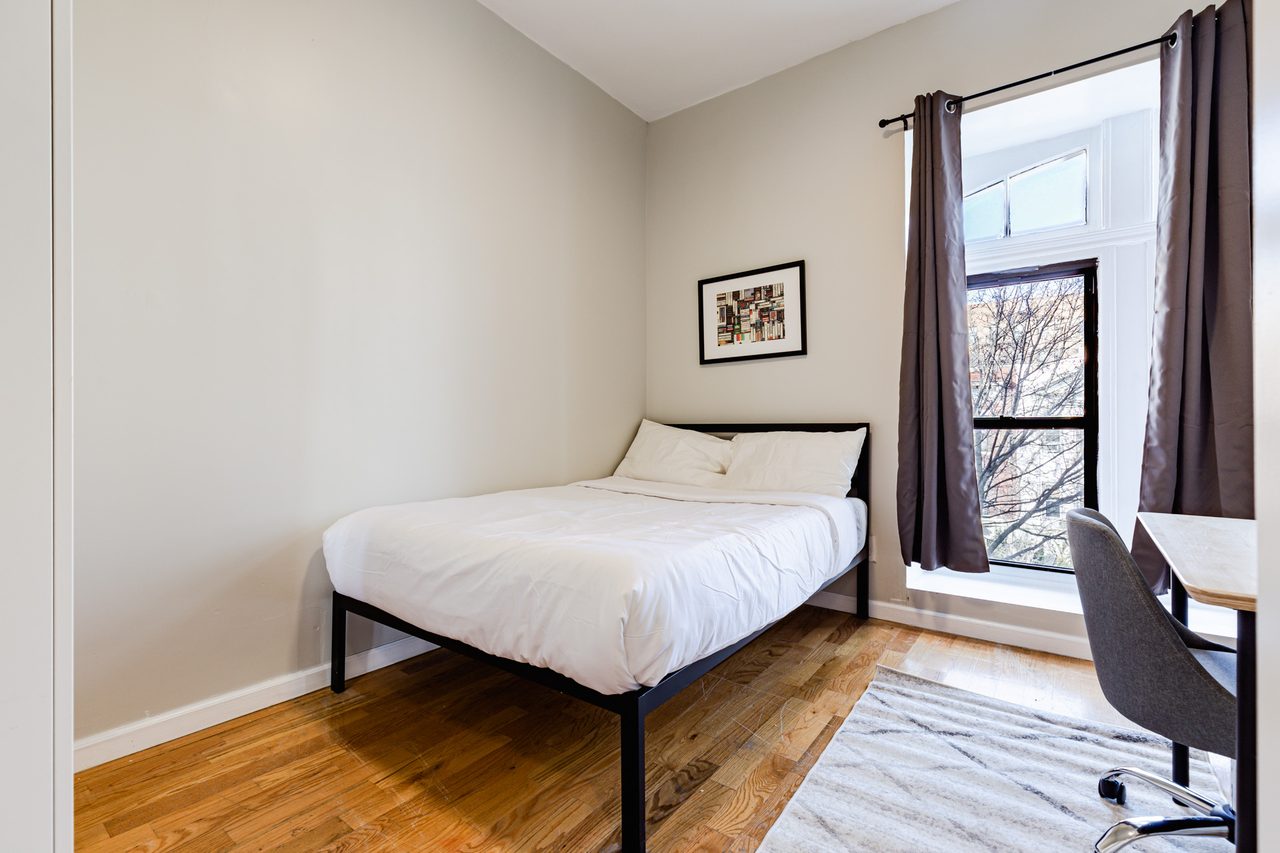 #1572: Prospect Lefferts Gardens - Full Bedroom A - 2