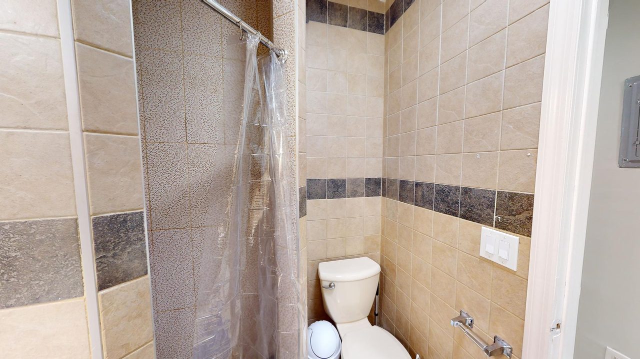 #1572: Prospect Lefferts Gardens - Full Bedroom B - 9