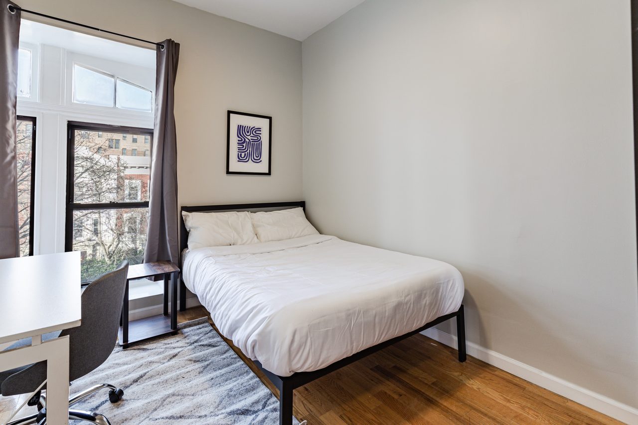 #1572: Prospect Lefferts Gardens - Full Bedroom B - 1