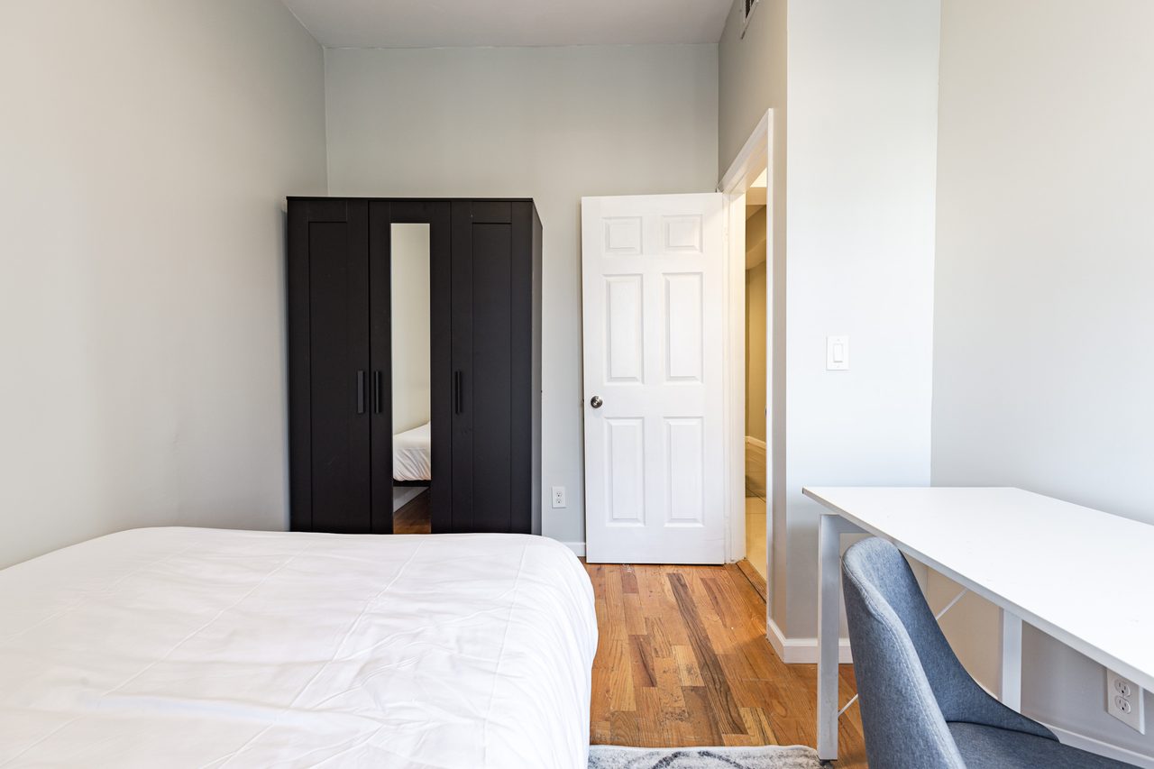  #1572: Prospect Lefferts Gardens - Full Bedroom B  -  #1572: Prospect Lefferts Gardens  - Gallery -  3