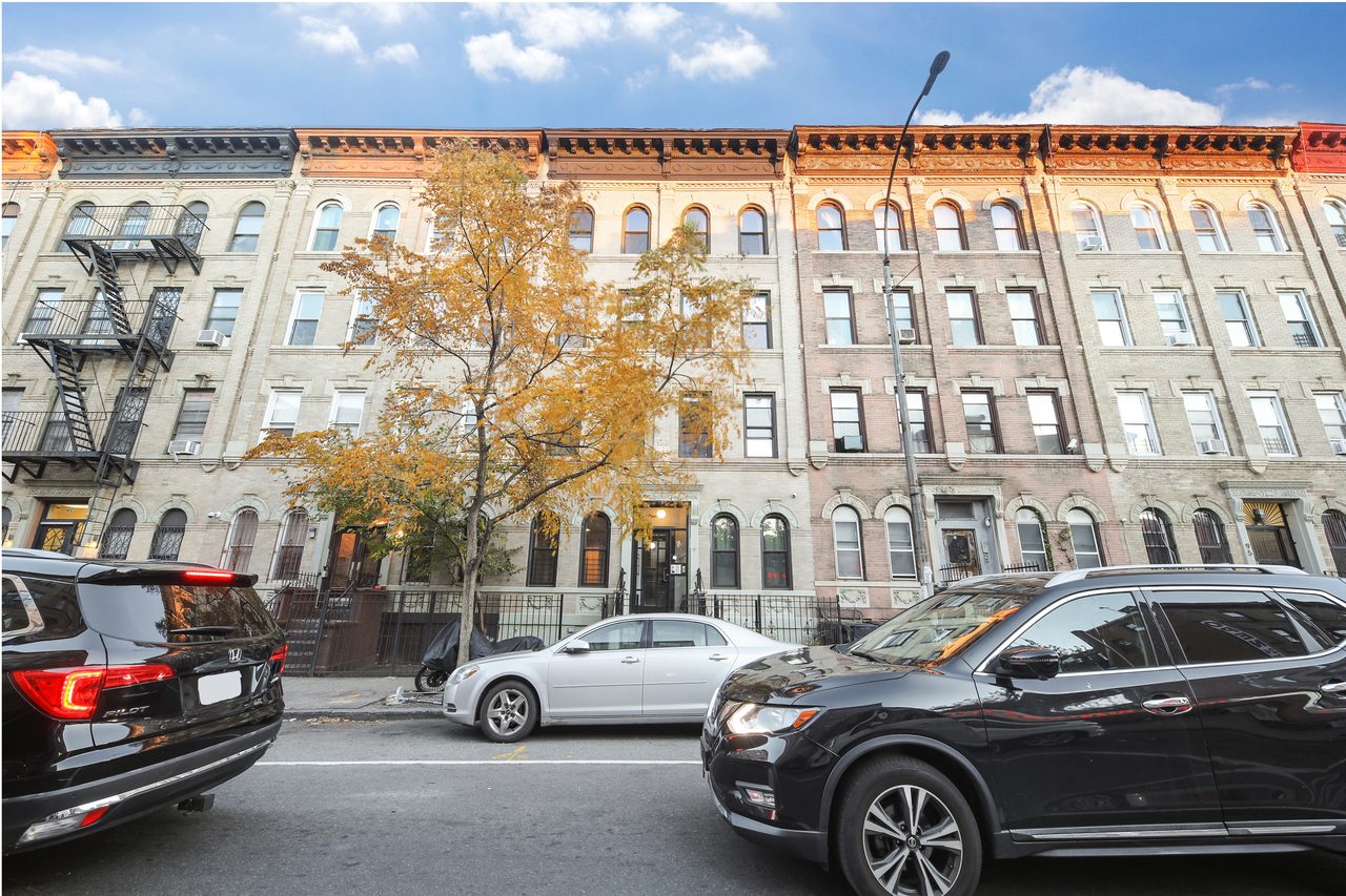 #956: Crown Heights - Queen Bedroom D - #956: Crown Heights - Gallery - 2