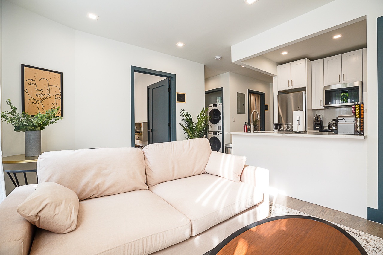 #187: Upper West Side - Full Bedroom B - 1