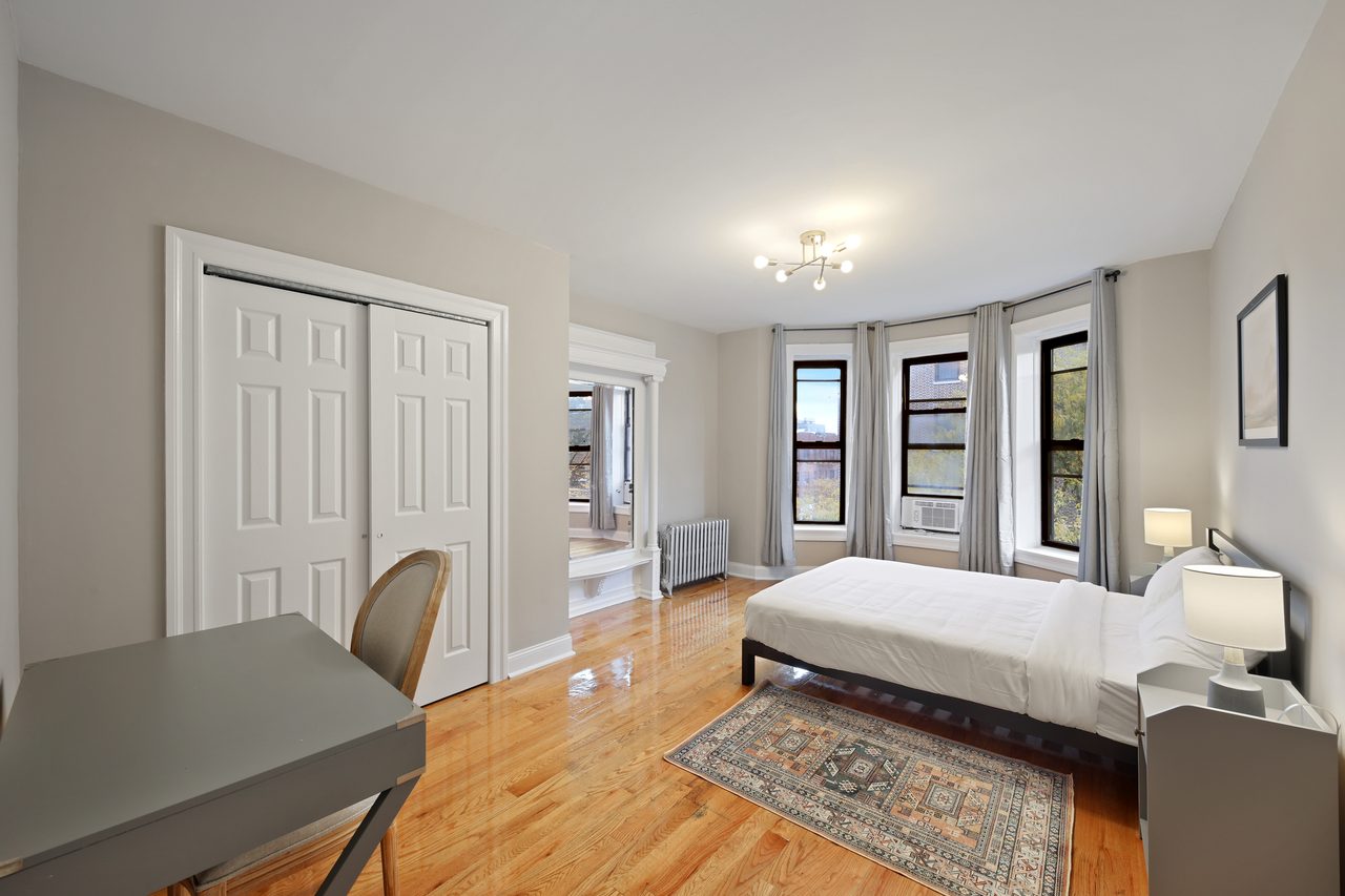 #805: Prospect Heights - Queen Bedroom A - 2