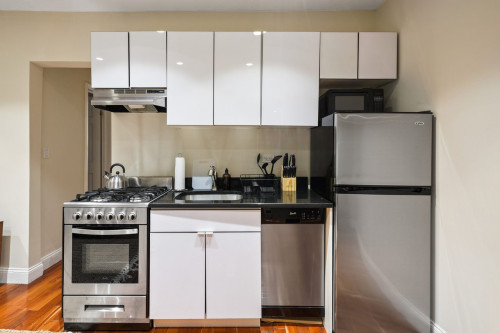 #844: East Harlem  - Gallery -  5