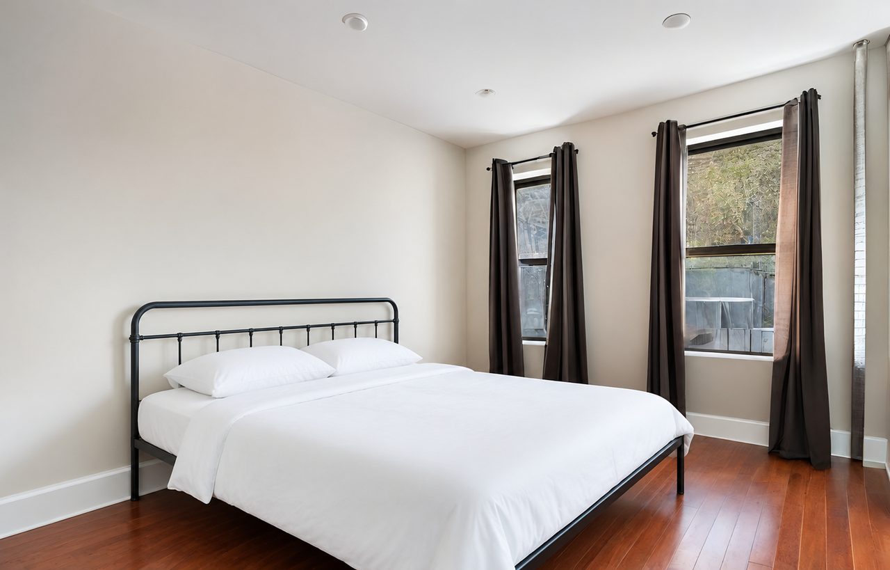 #844: East Harlem - Full Bedroom A - 2