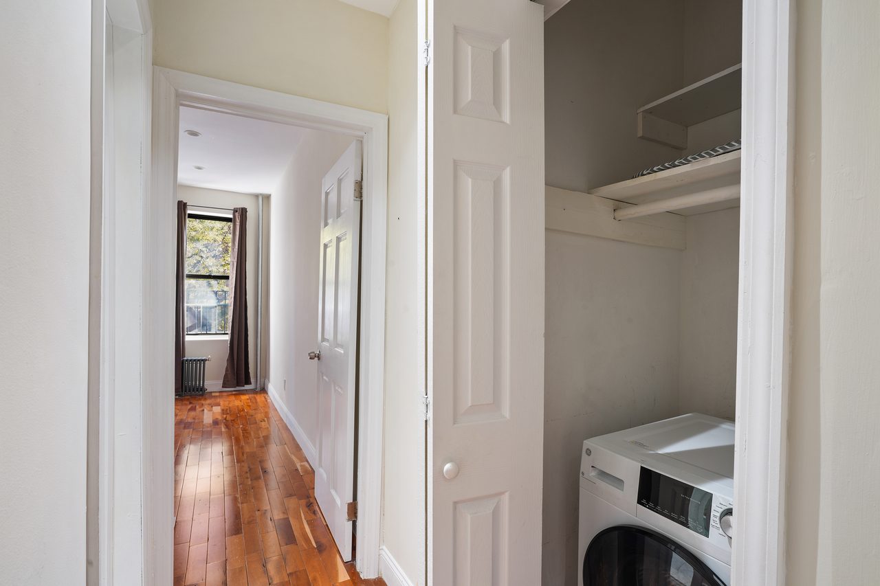 #844: East Harlem - Full Bedroom A - #844: East Harlem - Gallery - 5