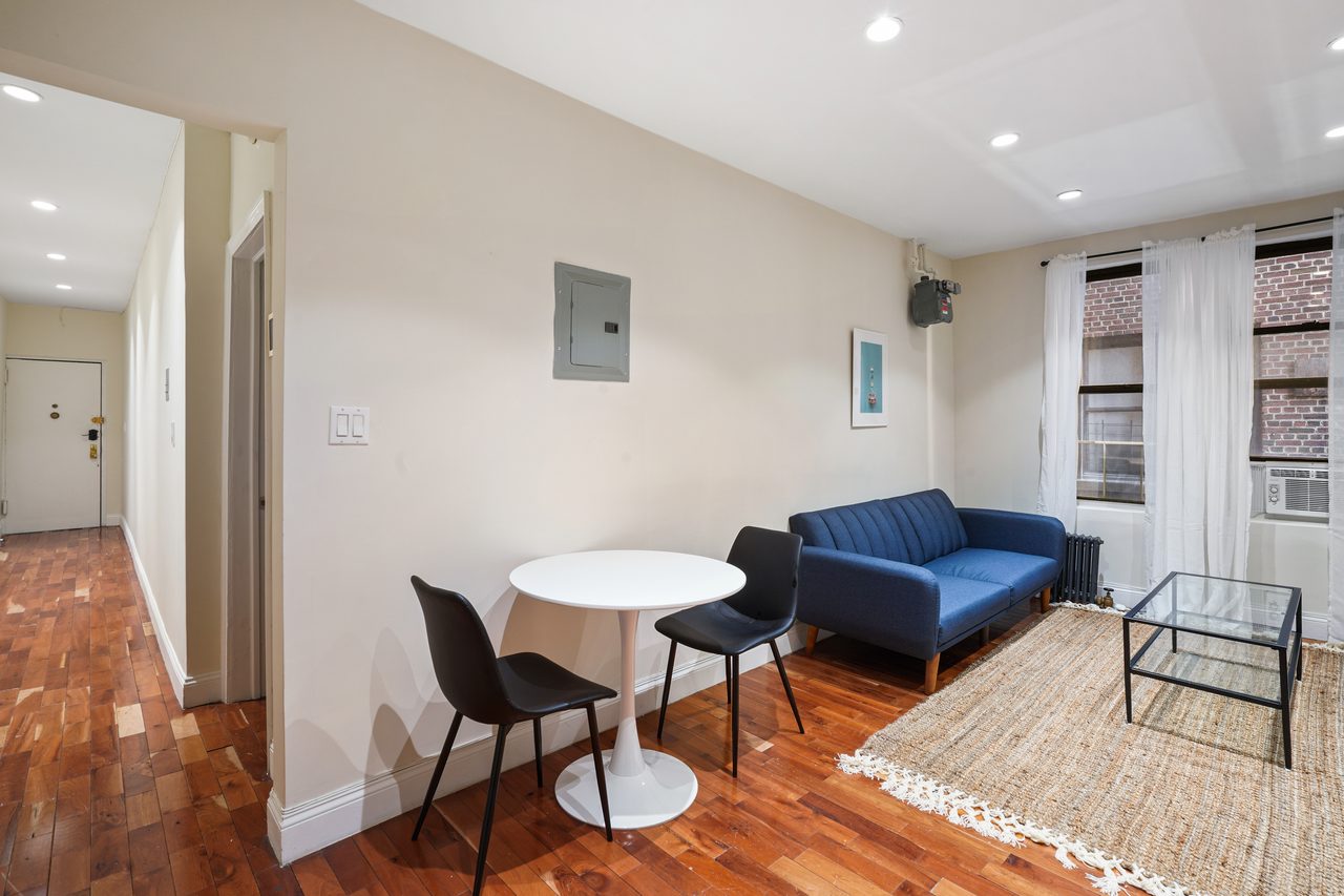 #844: East Harlem - Full Bedroom B - 8