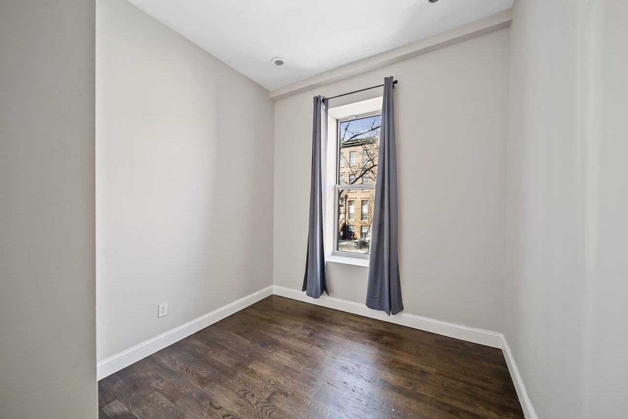  #896: Bedford-Stuyvesant - Full Bedroom C  -  #896: Bedford-Stuyvesant  - Gallery -  3