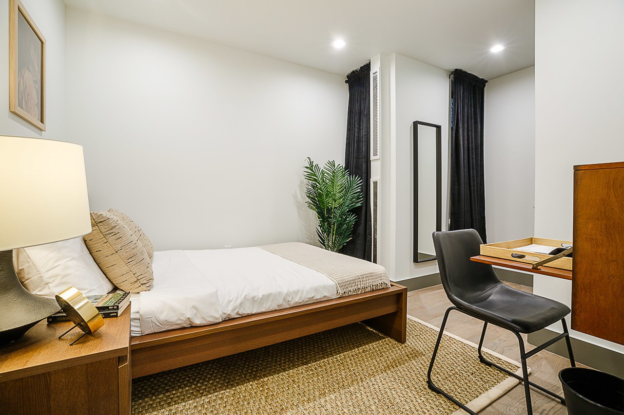 #197: Upper West Side - Full Bedroom B - 10