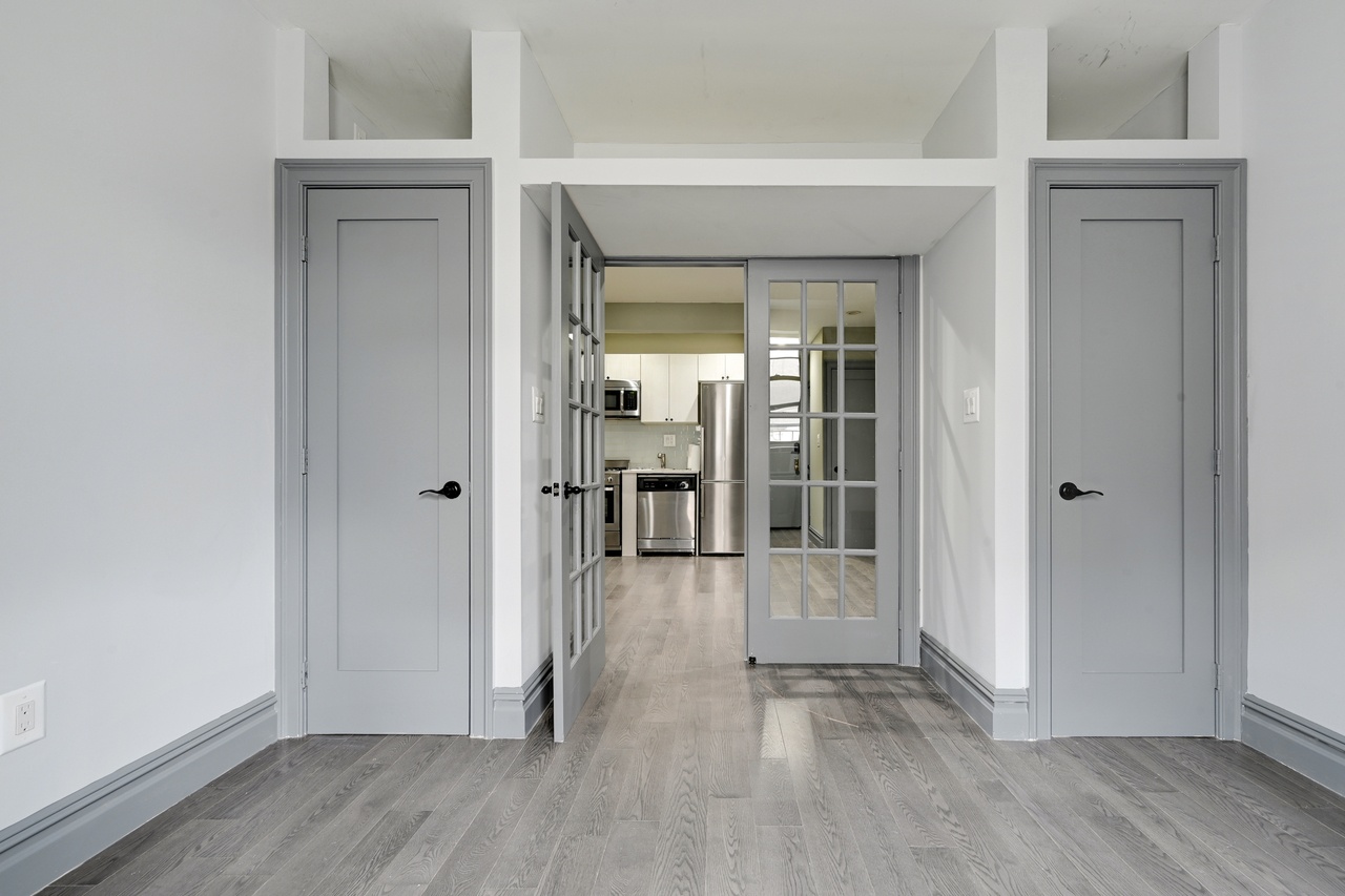 #551: East Village - 1 Bedroom Queen - 5