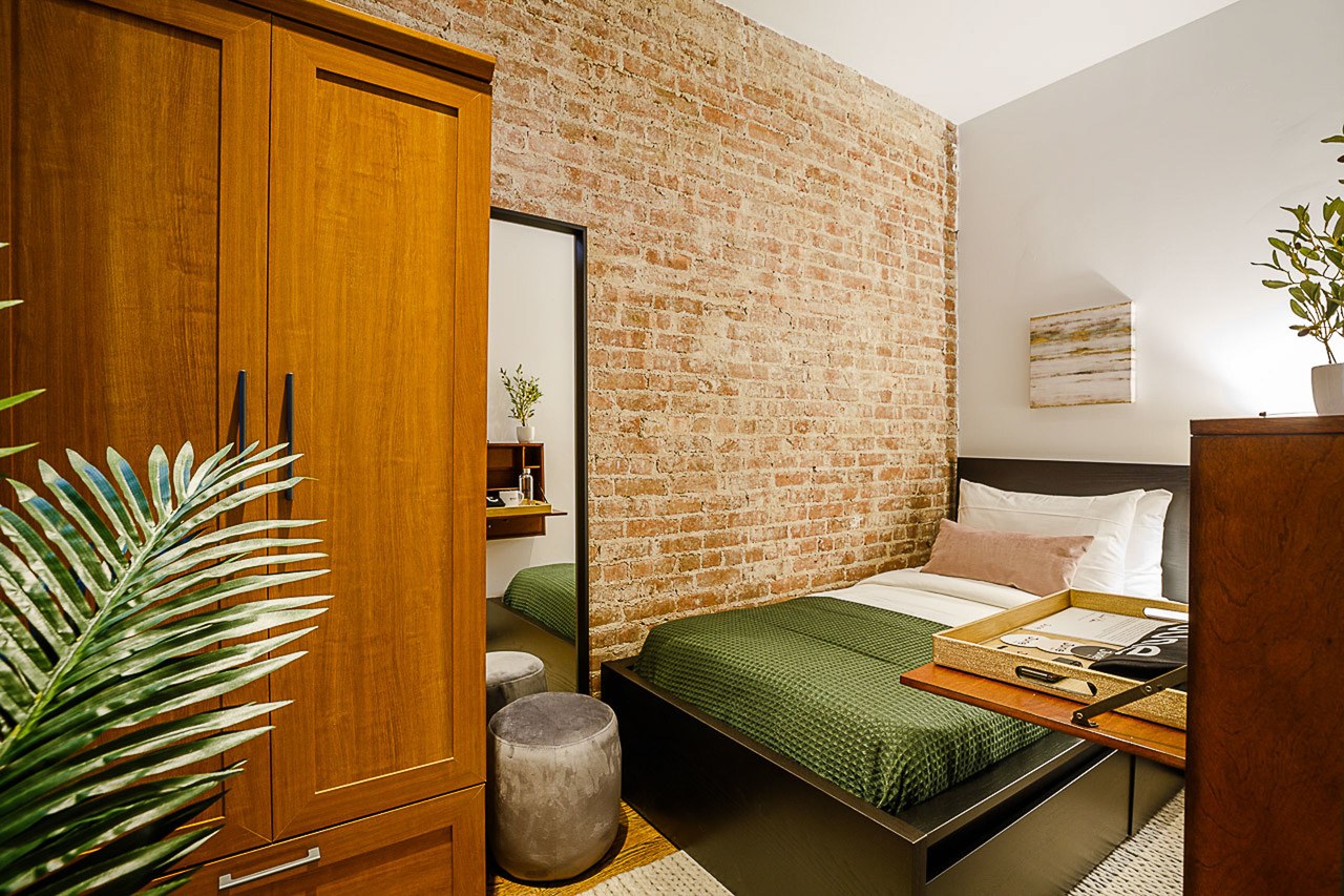 #180: Upper East Side - Twin Bedroom C - #180: Upper East Side - Gallery - 9