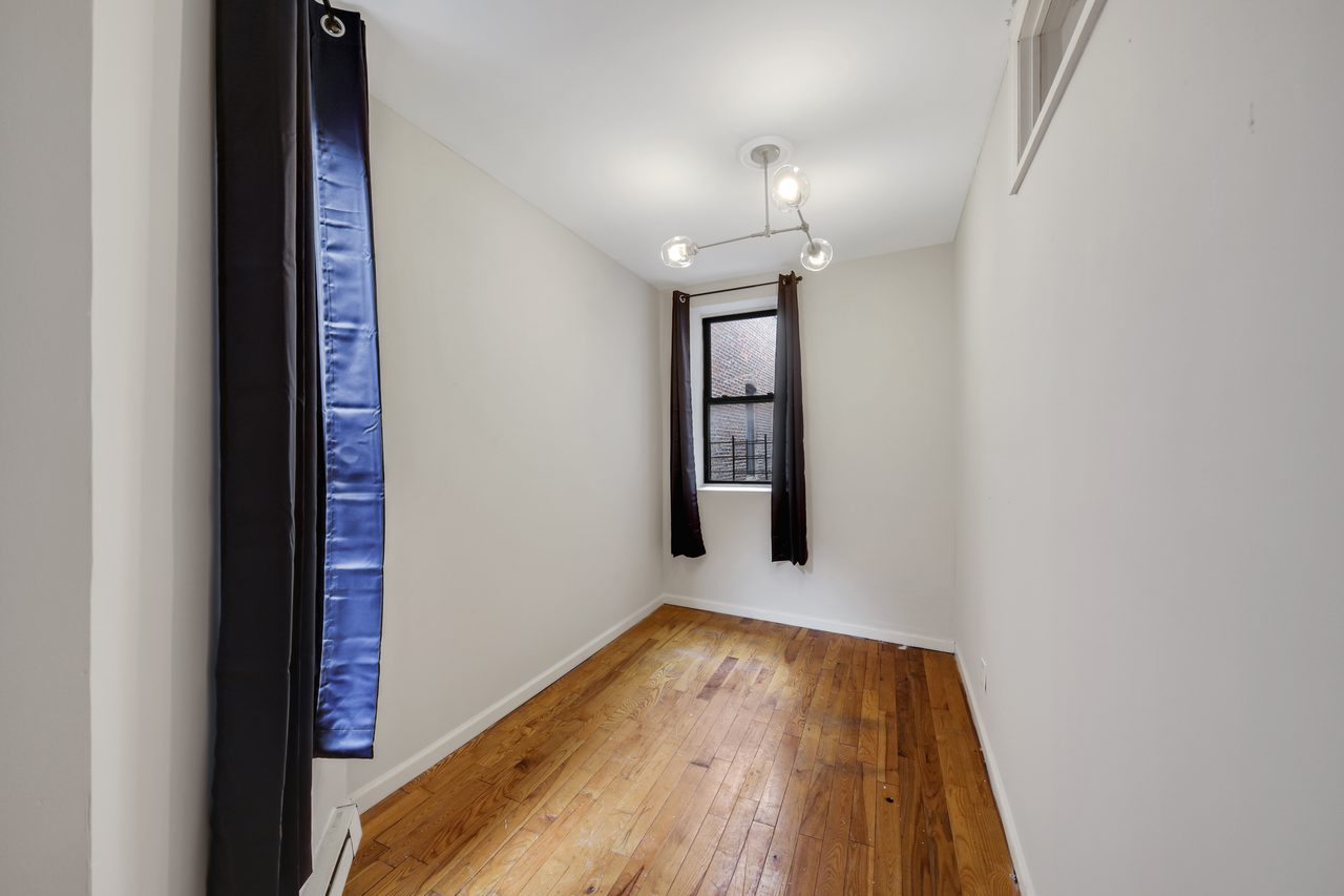 #790: Upper West Side - Full Bedroom B - 8