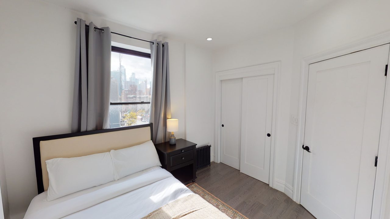#708: Columbus Circle - Full Bedroom A - 5