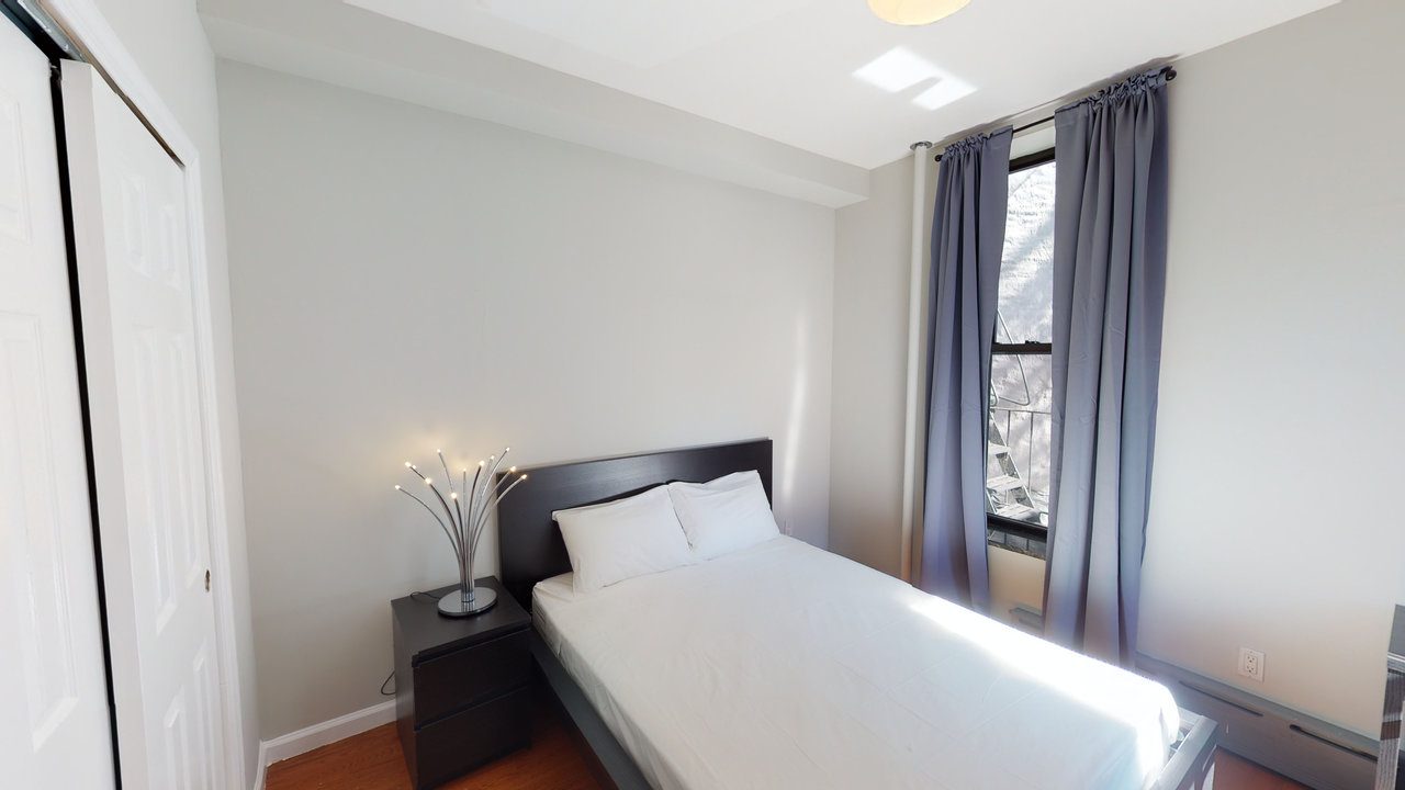 #581: East Harlem - Queen Bedroom B - #581: East Harlem - Gallery - 15