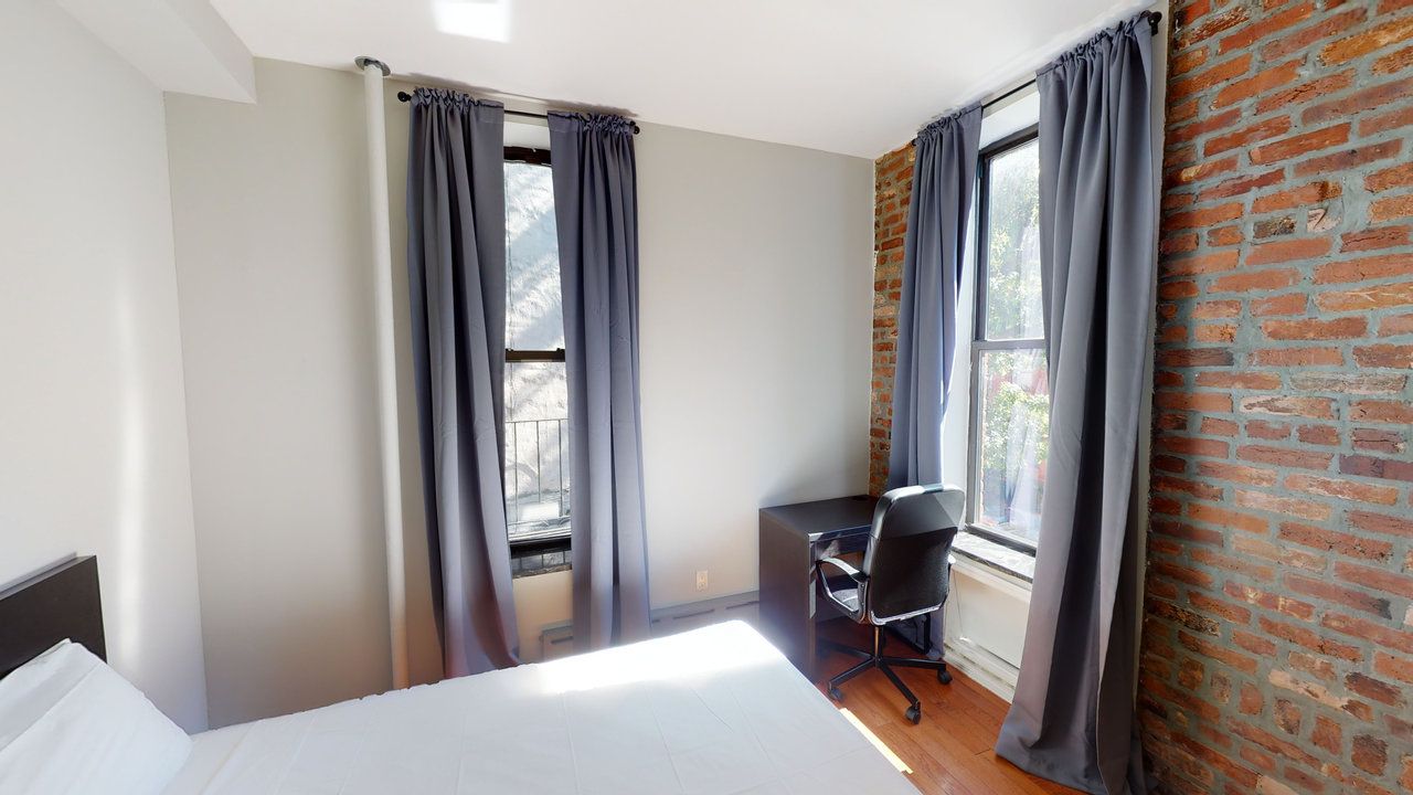  #581: East Harlem - Queen Bedroom B  -  #581: East Harlem  - Gallery -  14