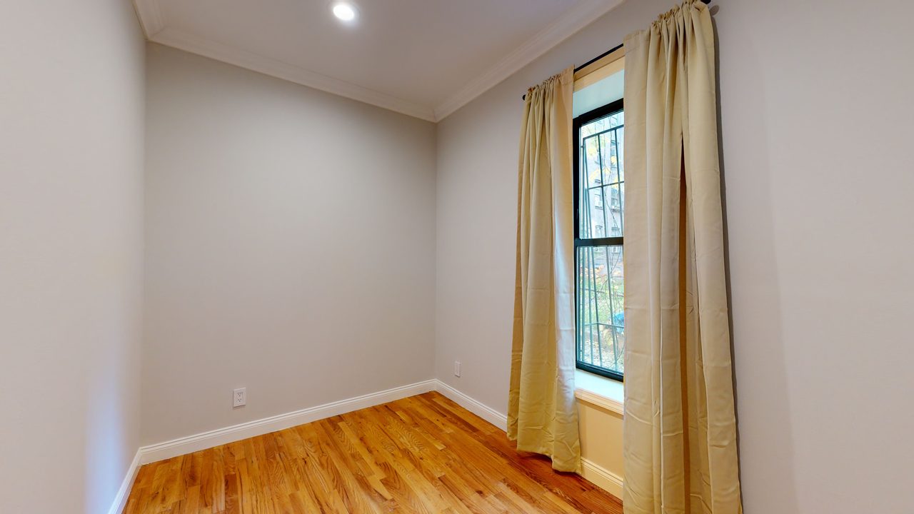  #795: Hamilton Heights - Full Bedroom B  -  #795: Hamilton Heights  - Gallery -  4