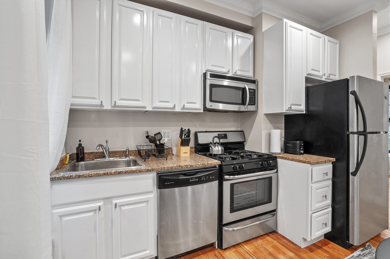  #795: Hamilton Heights - Full Bedroom B  -  #795: Hamilton Heights  - Gallery -  12