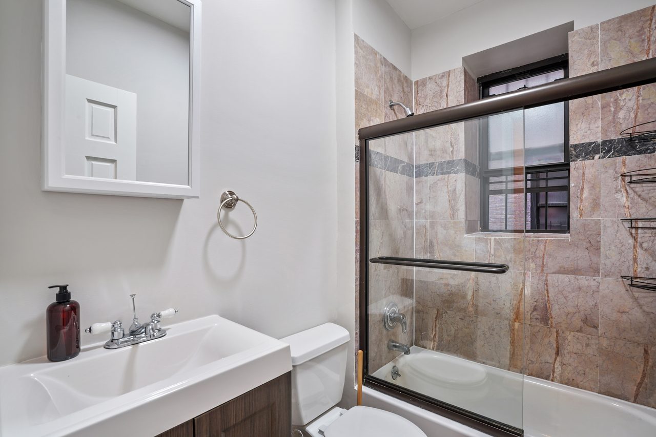 #795: Hamilton Heights - Full Bedroom B - #795: Hamilton Heights - Gallery - 1