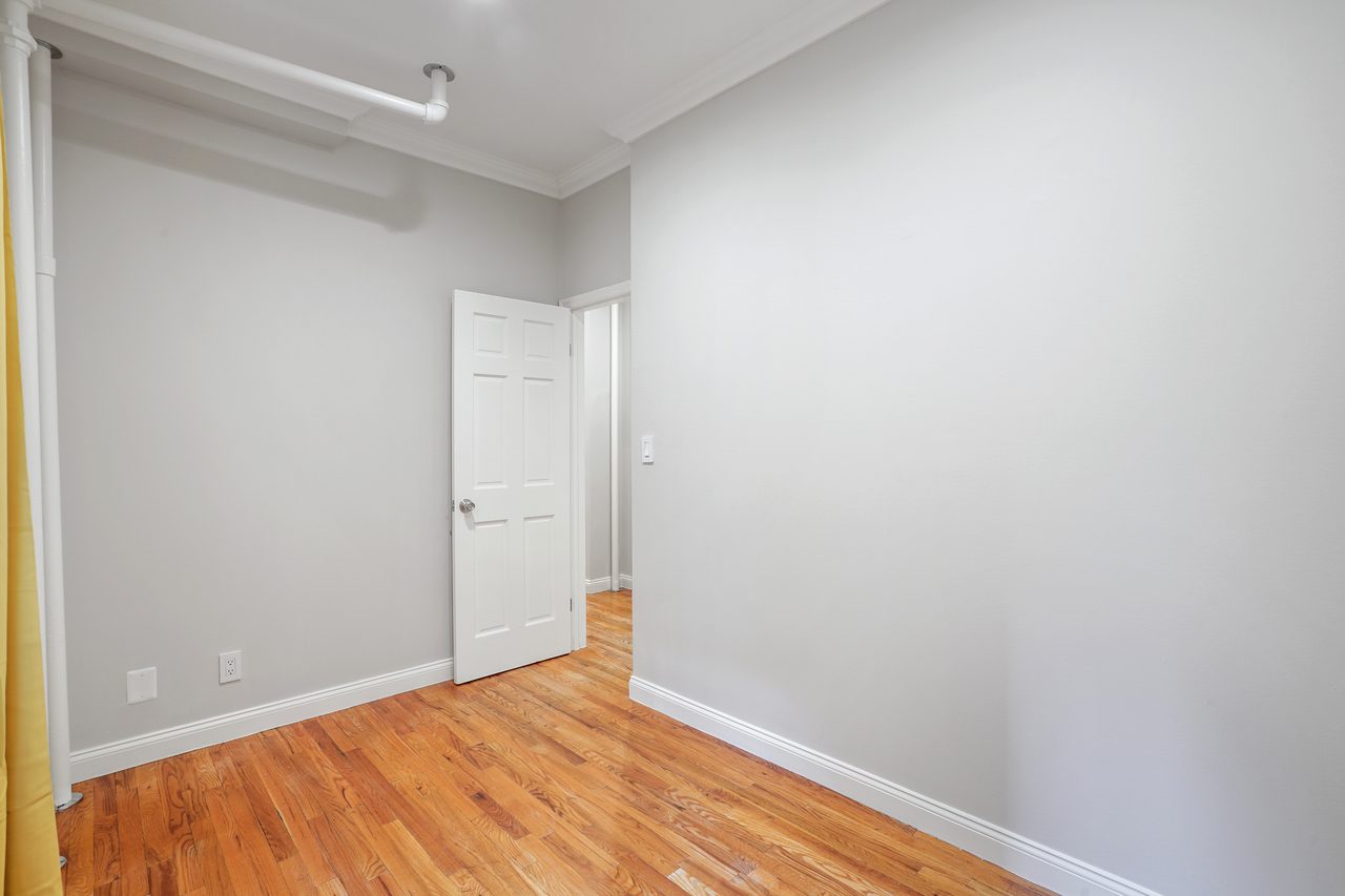 #795: Hamilton Heights - Full Bedroom B - #795: Hamilton Heights - Gallery - 6