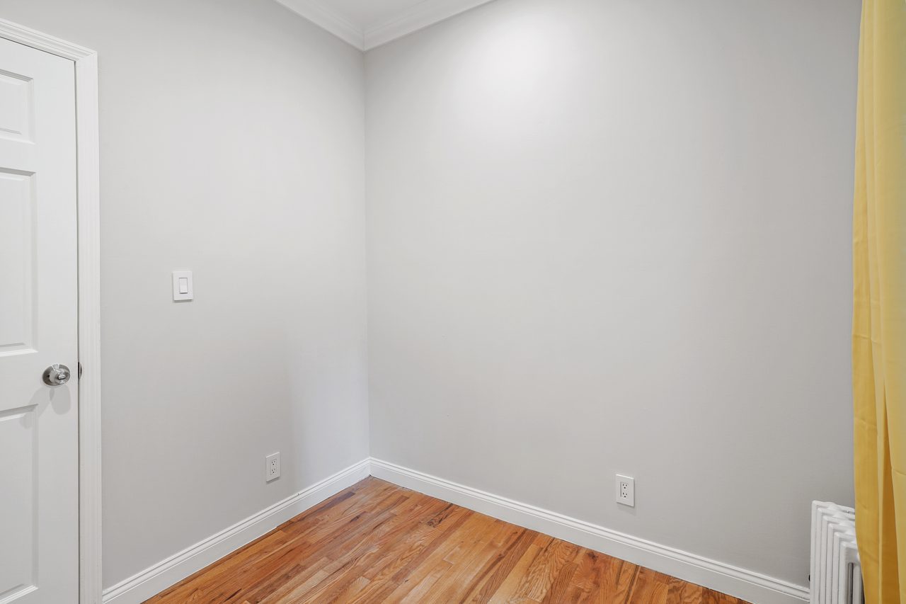  #795: Hamilton Heights - Full Bedroom C  -  #795: Hamilton Heights  - Gallery -  16