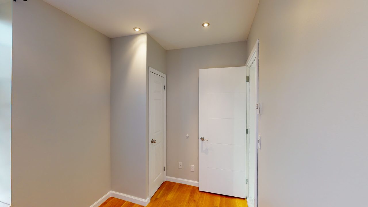 #1309: Upper West Side - Full Bedroom B - 3